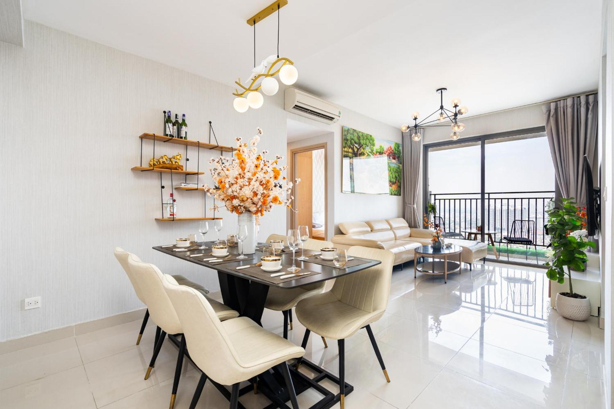Awesome Rivergate Apartment - Cbd In Hcm City Хошимін Екстер'єр фото
