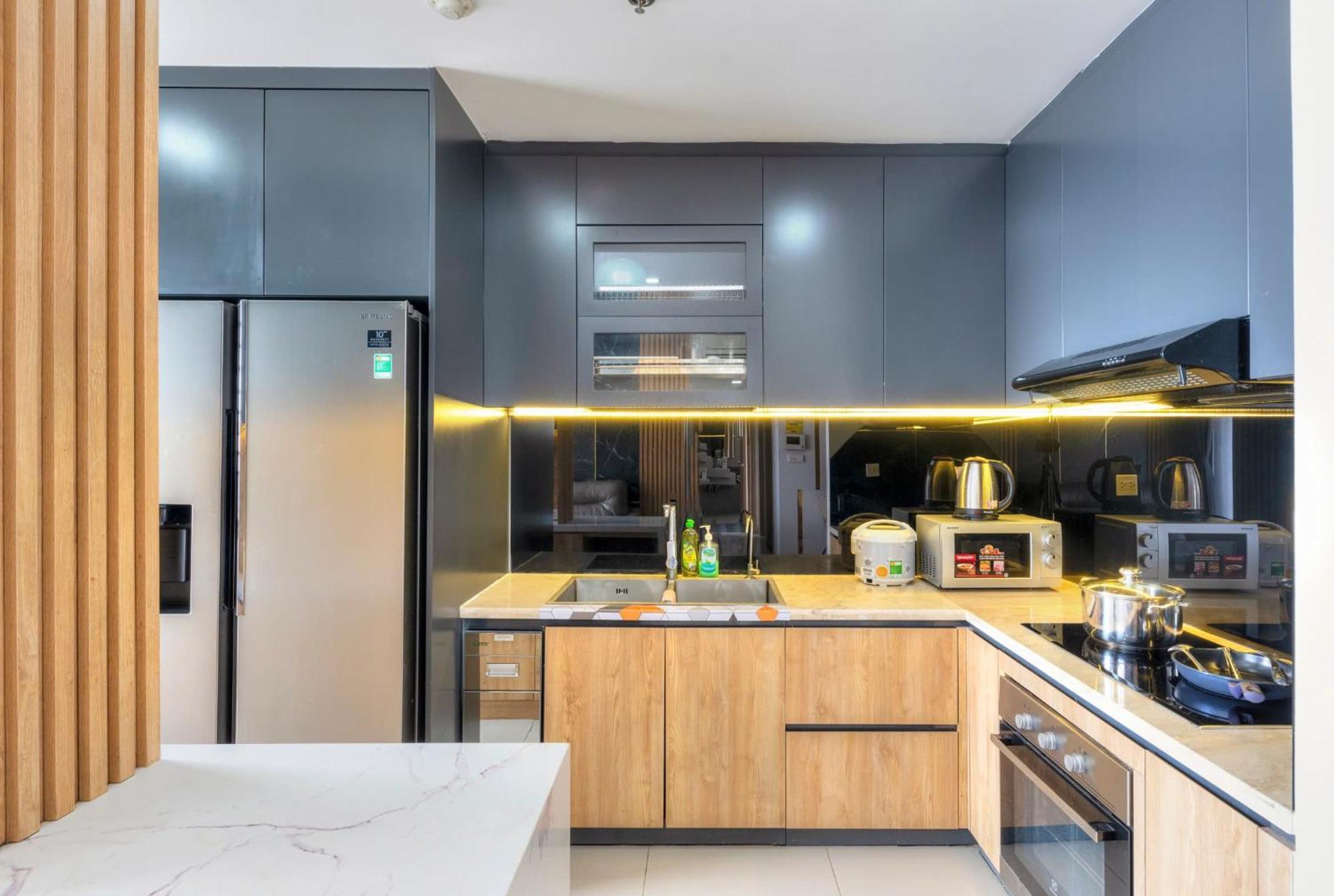 Awesome Rivergate Apartment - Cbd In Hcm City Хошимін Екстер'єр фото