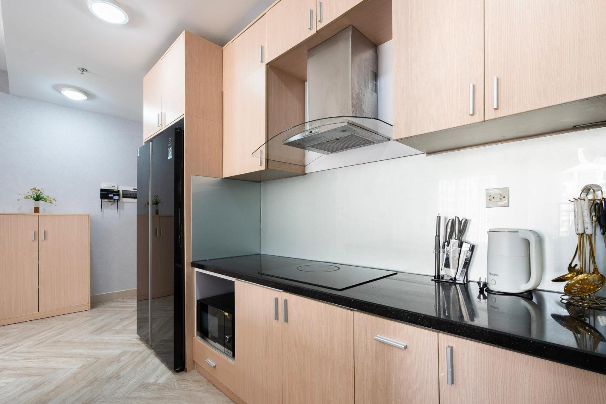 Awesome Rivergate Apartment - Cbd In Hcm City Хошимін Екстер'єр фото
