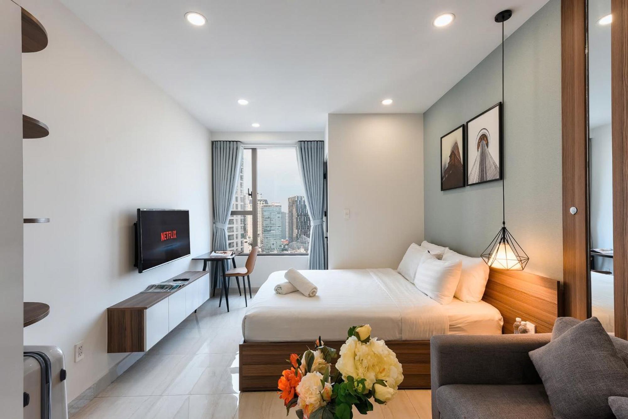 Awesome Rivergate Apartment - Cbd In Hcm City Хошимін Екстер'єр фото