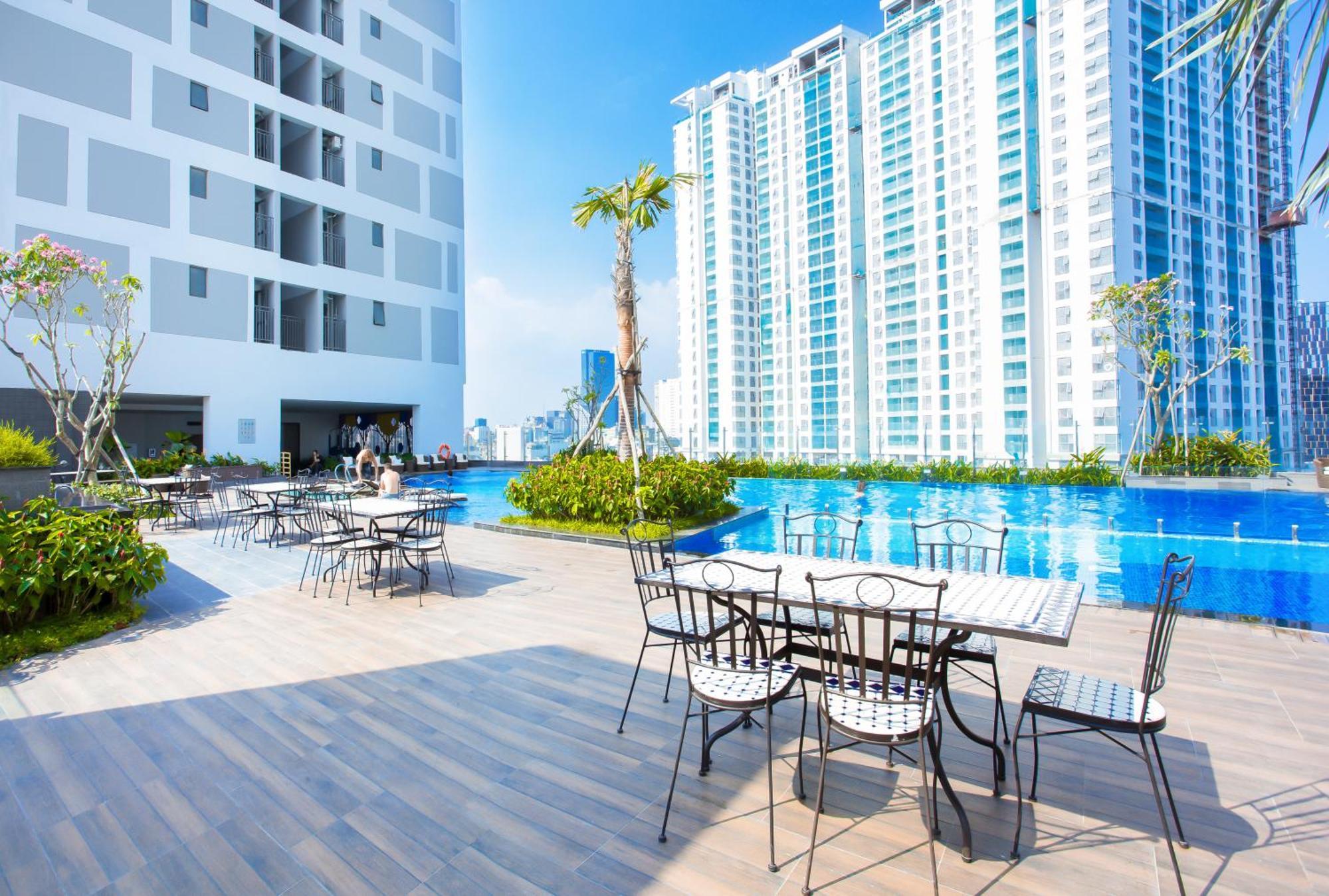 Awesome Rivergate Apartment - Cbd In Hcm City Хошимін Екстер'єр фото