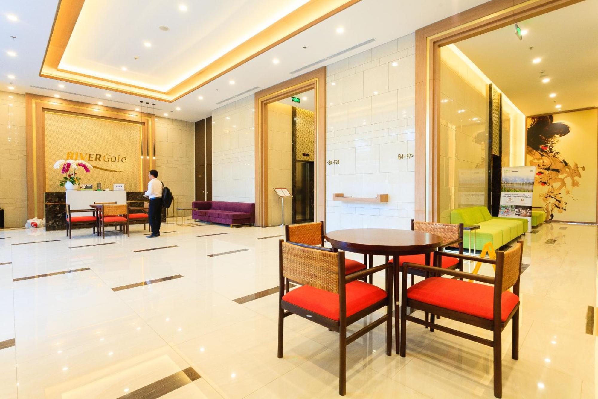 Awesome Rivergate Apartment - Cbd In Hcm City Хошимін Екстер'єр фото