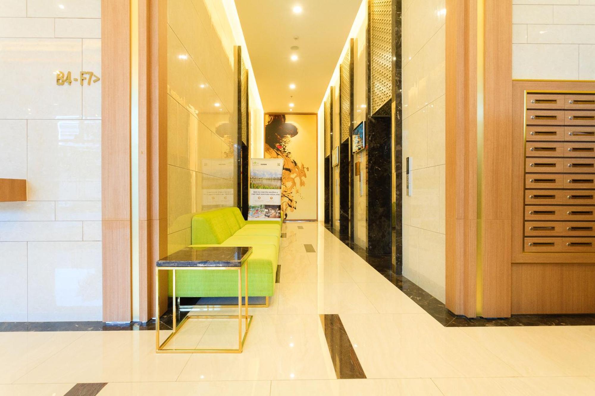 Awesome Rivergate Apartment - Cbd In Hcm City Хошимін Екстер'єр фото